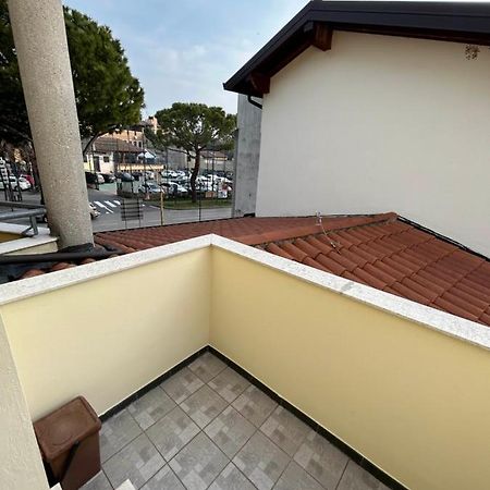 Marconi67 Lägenhet Desenzano del Garda Exteriör bild
