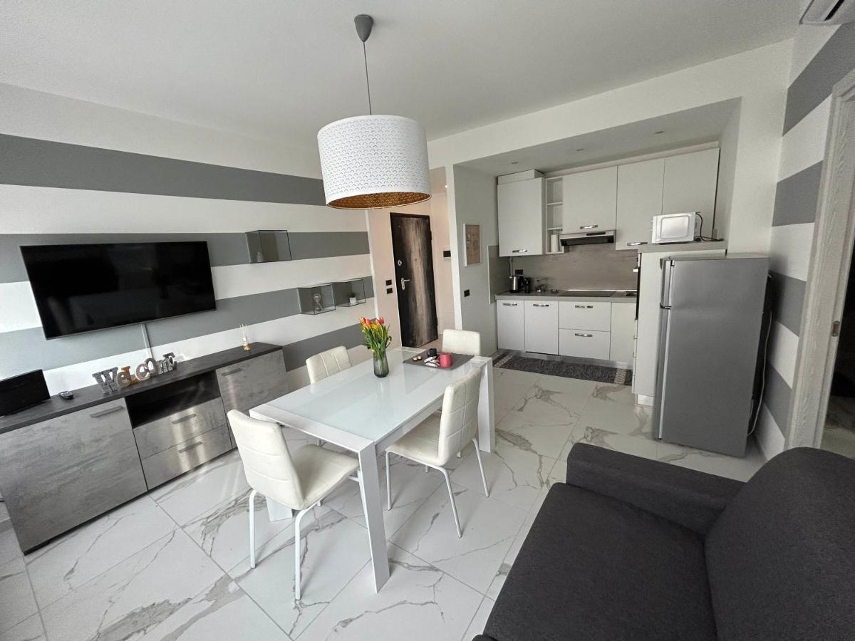 Marconi67 Lägenhet Desenzano del Garda Exteriör bild