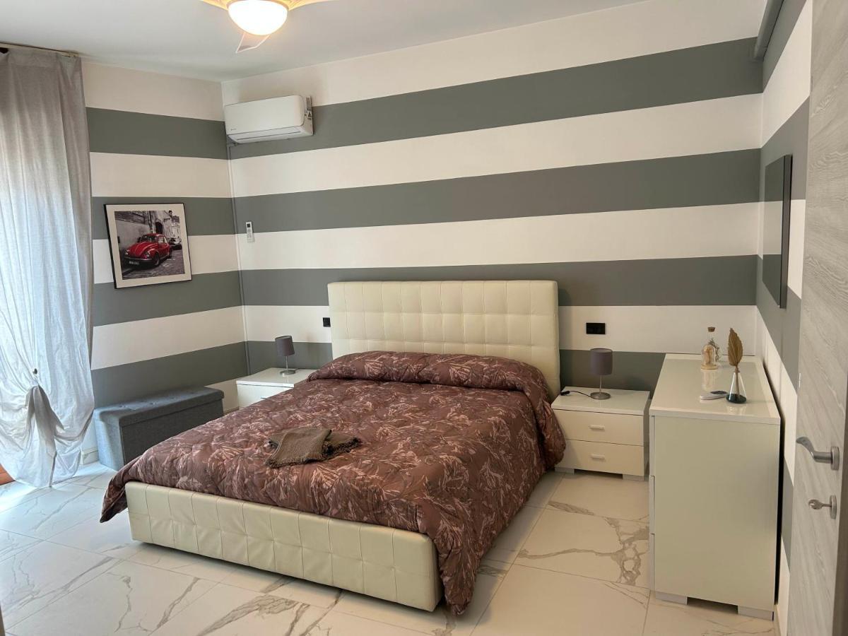 Marconi67 Lägenhet Desenzano del Garda Exteriör bild